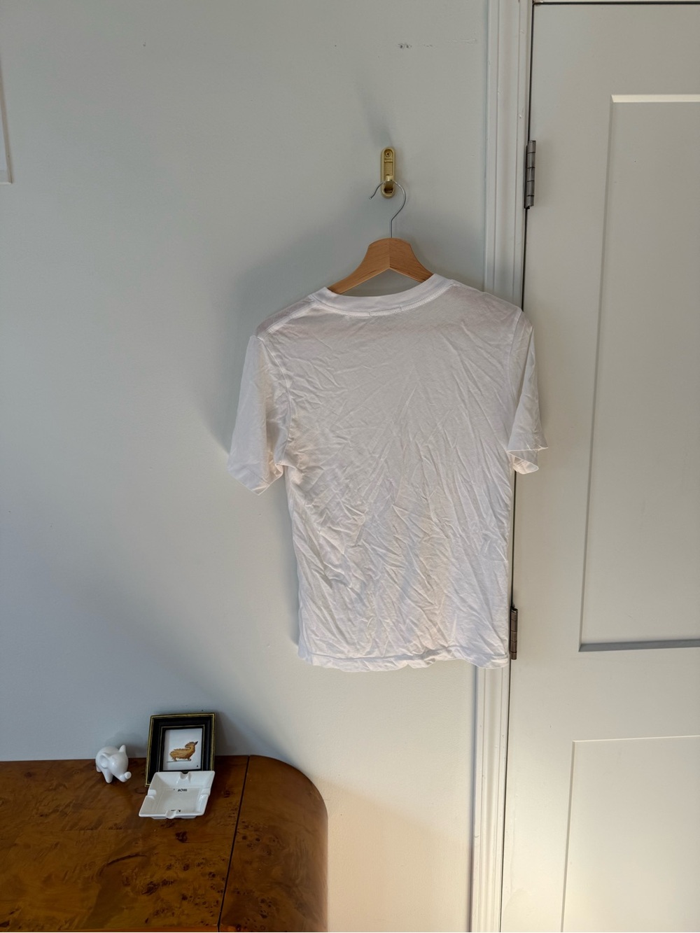 Bldwn white summer weight cre neck shirt size xs runs big - Picture 4 of 4